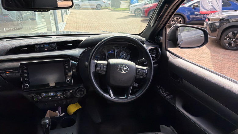 Toyota Hilux Diesel Invincible X D/Cab Pick Up 2.8 D-4D Auto
